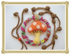 フェルトと編み物の作品